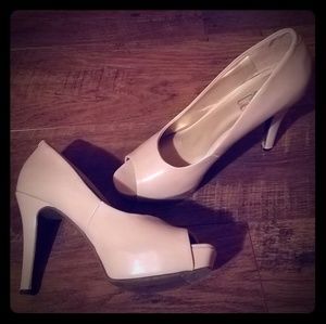 Womens heels